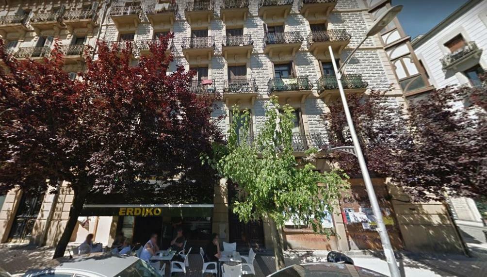 Pension Yoldi San Sebastián Exterior photo